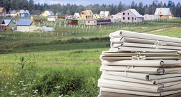 документы, бумаги, земля, земельный участок, коттедж, поселок, загородка Чиновника под Петербургом убили из-за информации о незаконной продаже земли