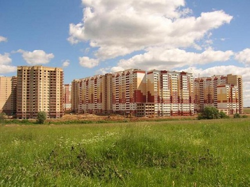 Спрос на новое жилье в Московской области растет. Разобраться в обилии предложений и принять правильное решение поможет компания Домострой-Недвижимость
