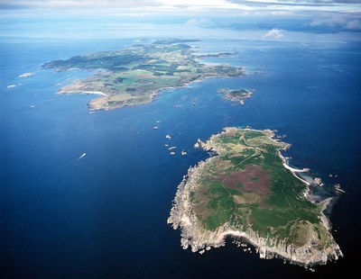 В Шотландии по цене квартиры продается остров, который особенно приглянется фэнам "Битлз"