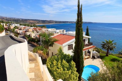  Продажи недвижимости на Кипре взлетели на 54% за год 
